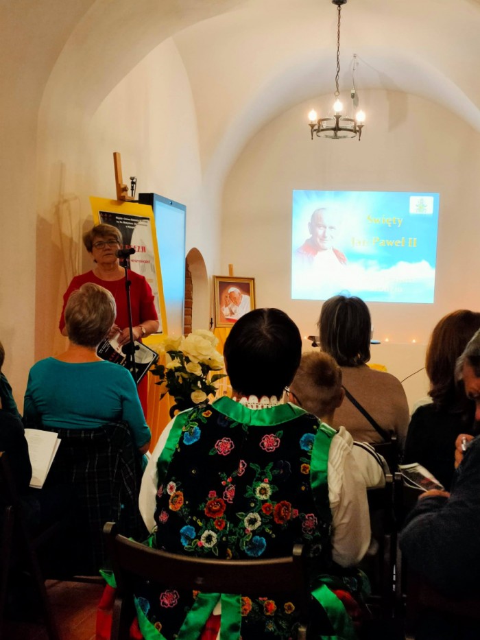 119662959_3751688058192925_826538343781993488_o