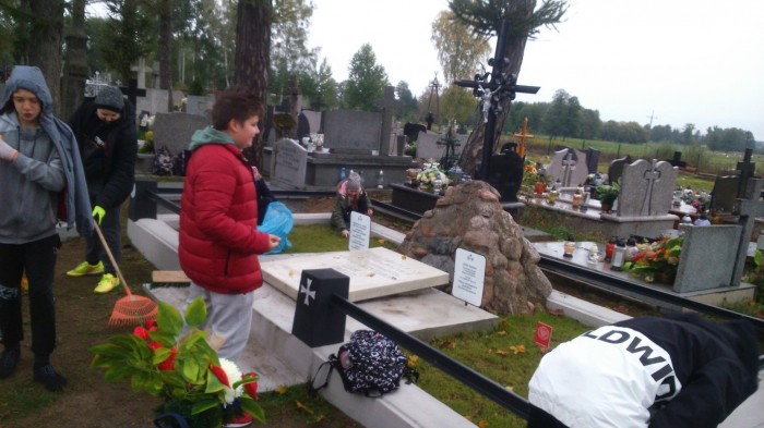 122335705-729055451012992-1771