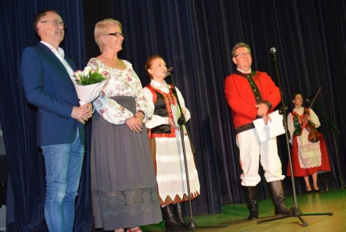 62b0dae57c921_o_large