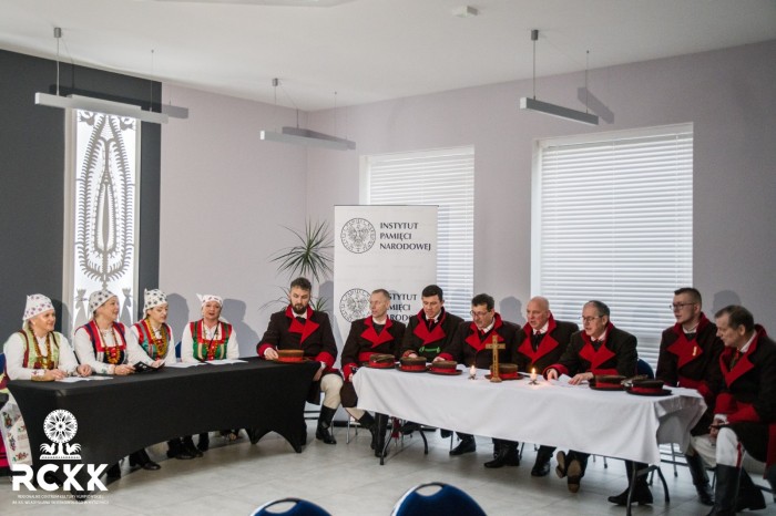 325958752_866568407930979_1848477131968317953_n