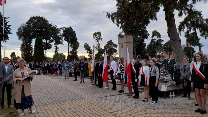 371984992_694776759352420_8945810236425026242_n