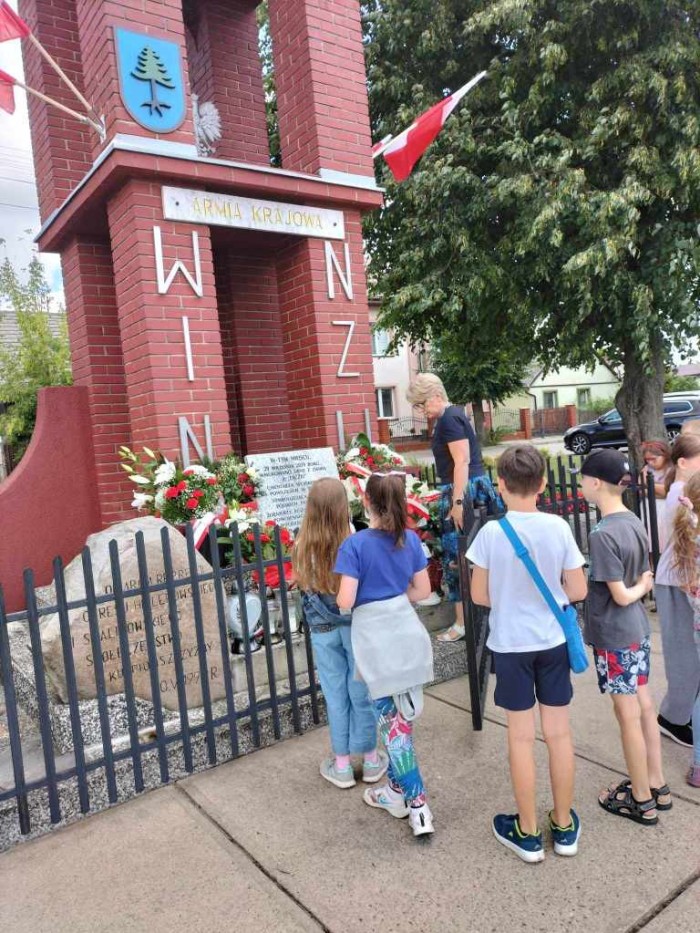 received_1550117149147952