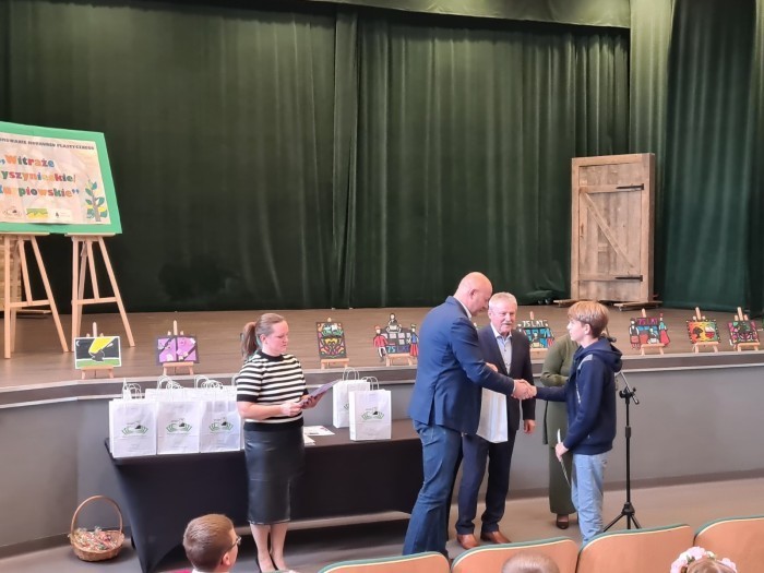 700x450-towidth-90-20241009_101623