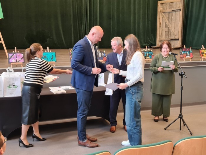 700x450-towidth-90-20241009_101950